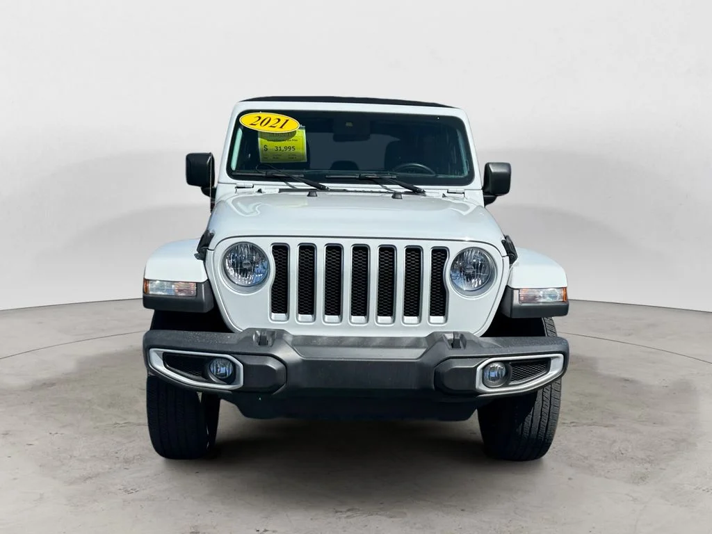 Used 2021 White Jeep Unlimited Sahara image 2