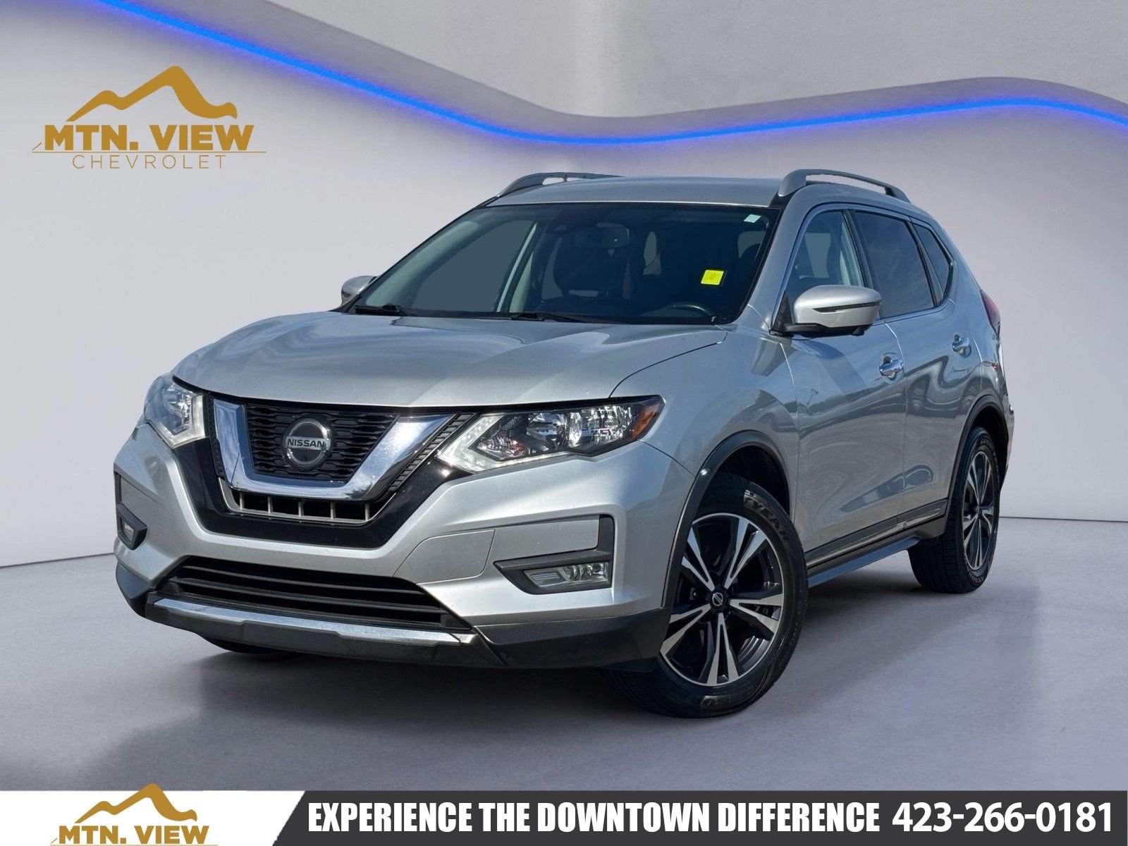 Silver 2018 Nissan Rogue SL FWD SUV / Crossover Front-Wheel Drive