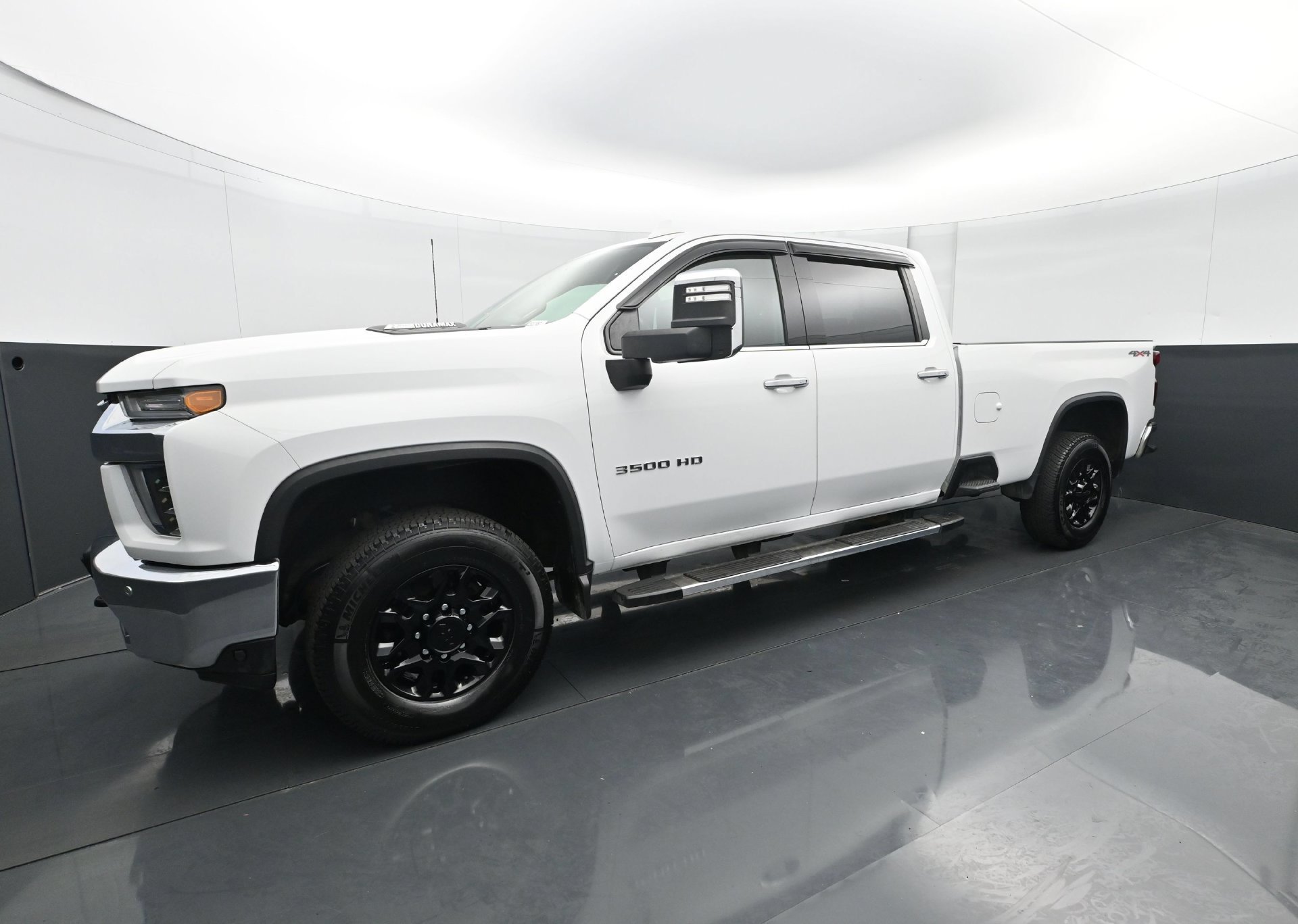 Used 2020 Chevrolet Silverado 3500HD LTZ with VIN 1GC4YUEY8LF164338 for sale in White Bear Lake, Minnesota