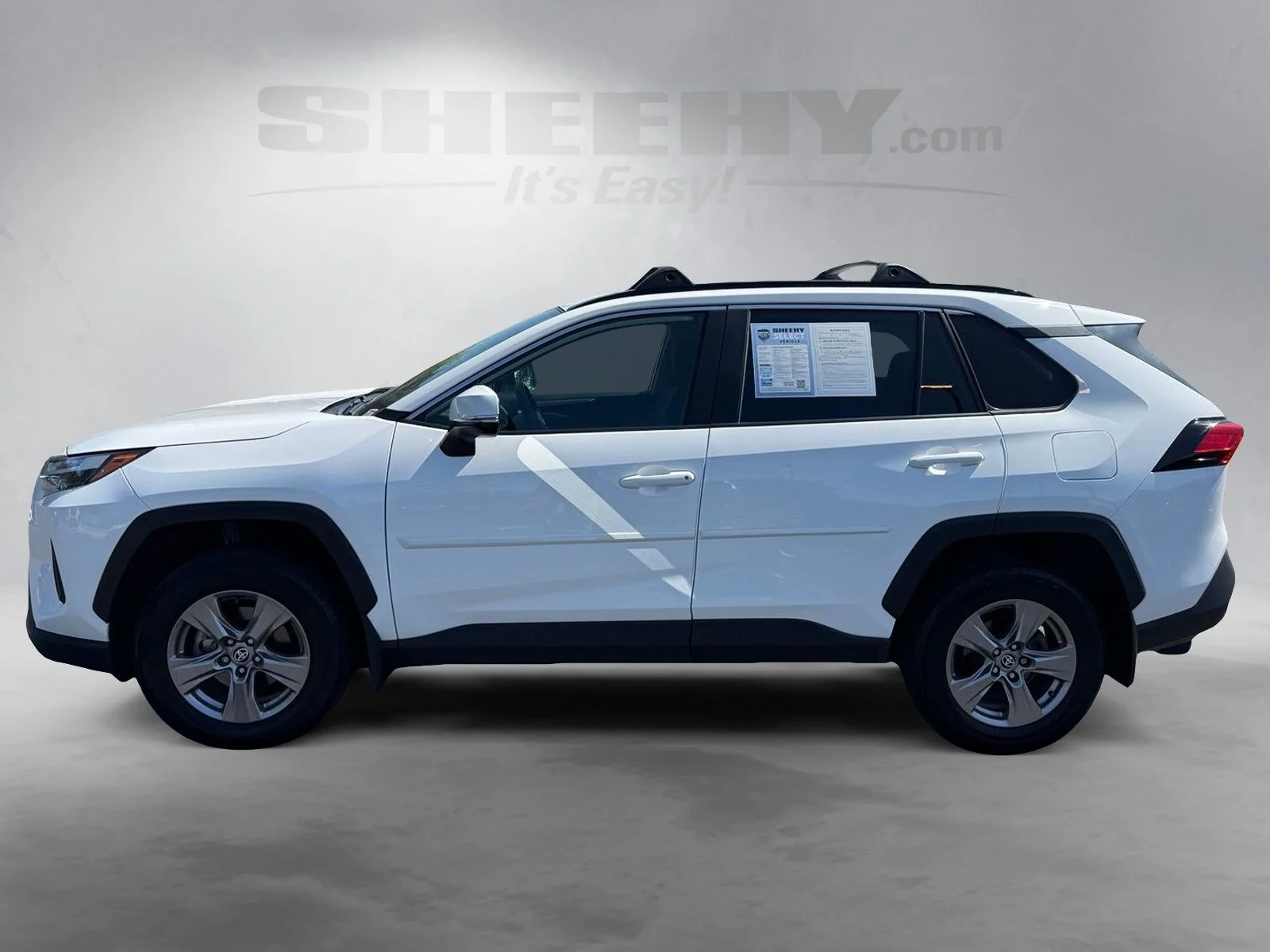 Used 2024 White Toyota XLE image 15