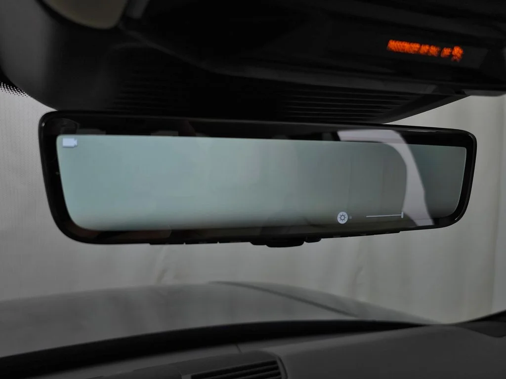 Certified Used 2024 Gray Land Rover SE image 28