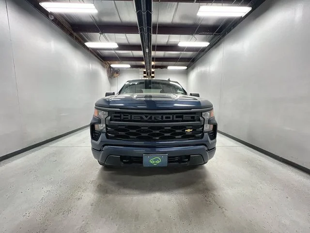 Used 2022 Blue Chevrolet Custom image 3