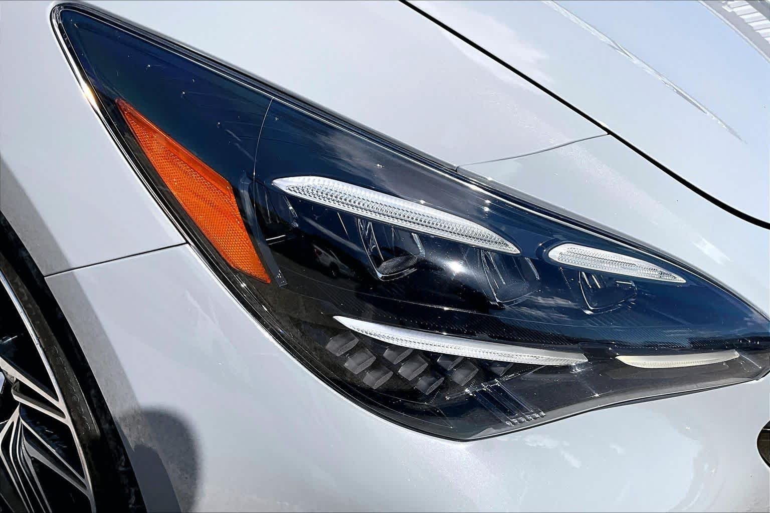 Used 2022 Ceramic Silver Kia GT1 image 29