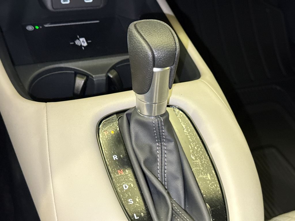 New 2027 Platinum White Pearl Honda LX image 25