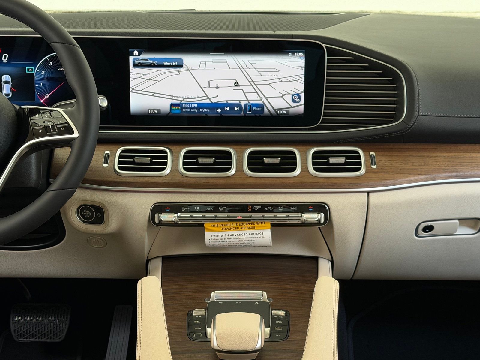 New 2026 Polar White Mercedes-Benz GLE 450 image 9