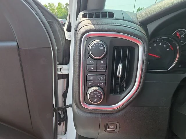 Used 2021 White Chevrolet LT Trail Boss image 26