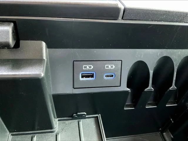 Used 2023  Toyota SR5 image 19