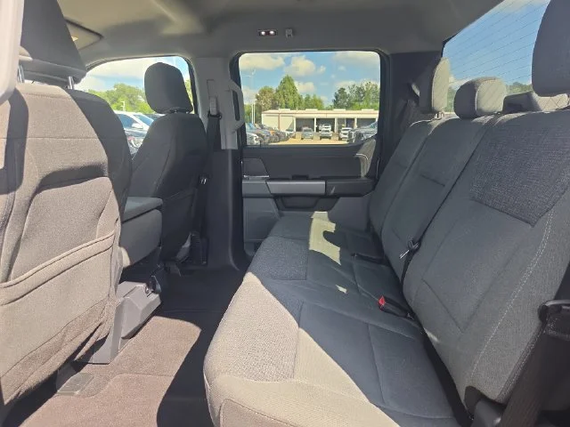 Used 2024 Gray Ford XLT image 26