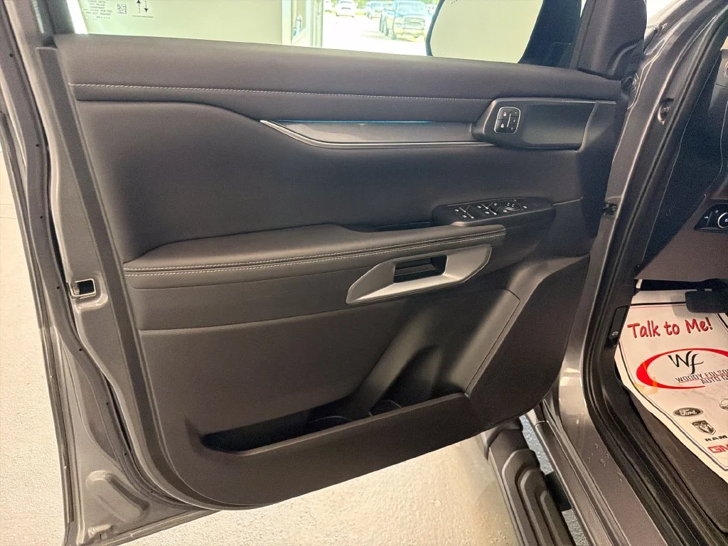 Used 2024 Gray Ford Lariat image 11