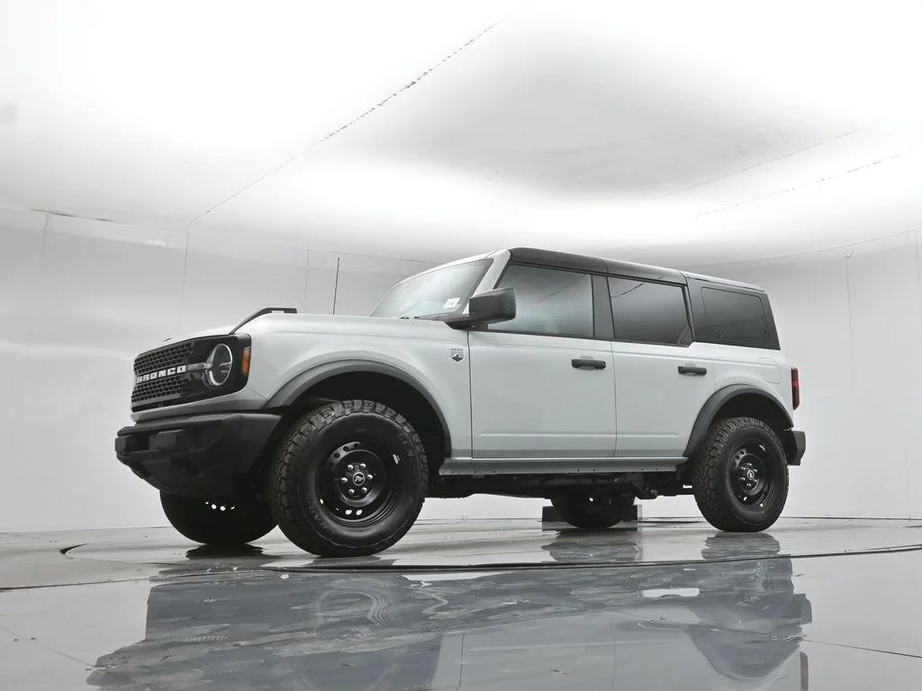 New 2026 Avalanche Gray Ford Big Bend image 46