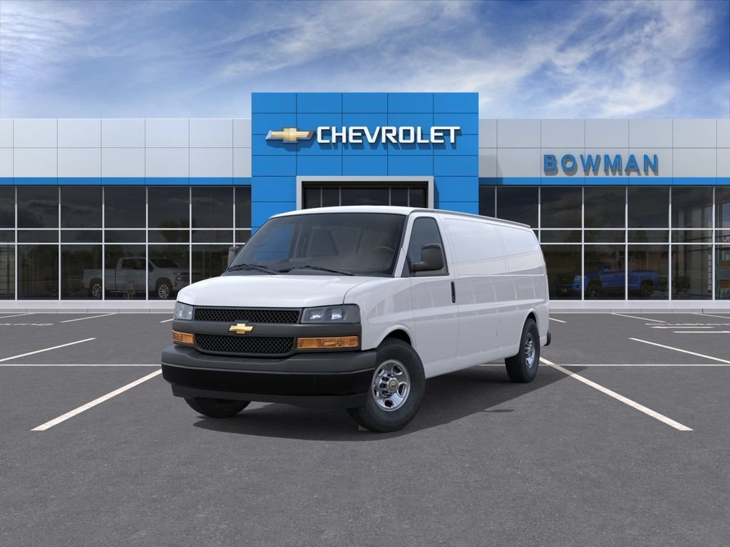 New 2026 Summit White Chevrolet WT image 10