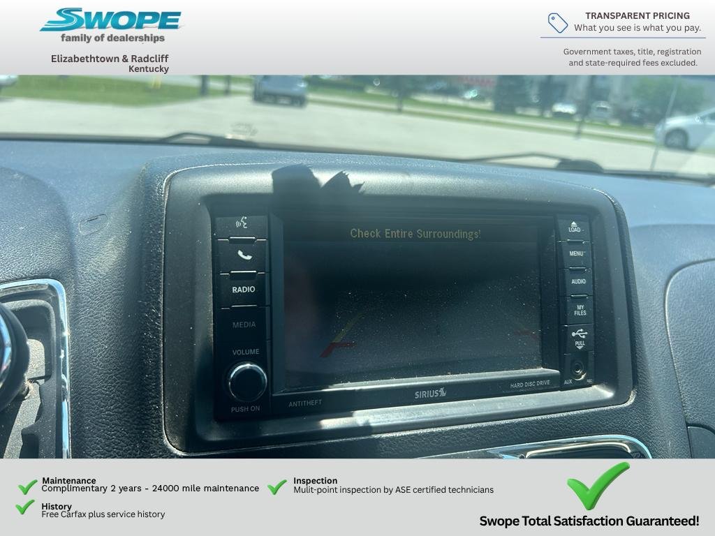 Used 2013 Billet Silver Metallic Clearcoat Chrysler Touring image 21