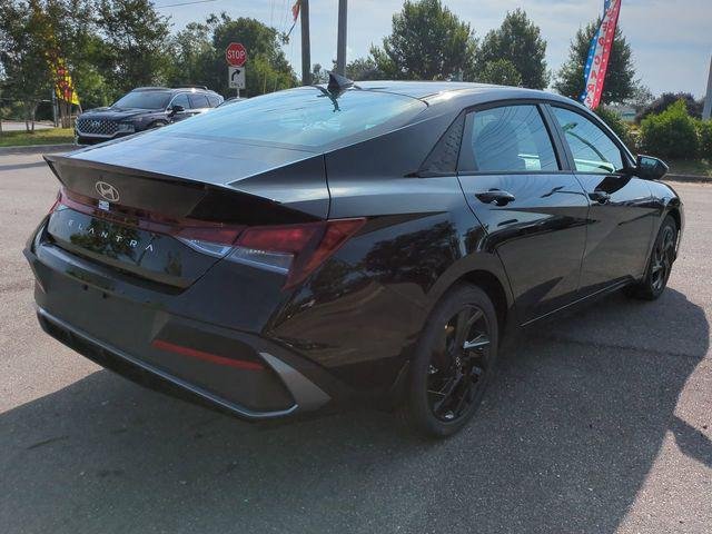 New 2026 Black Hyundai SEL Sport image 5