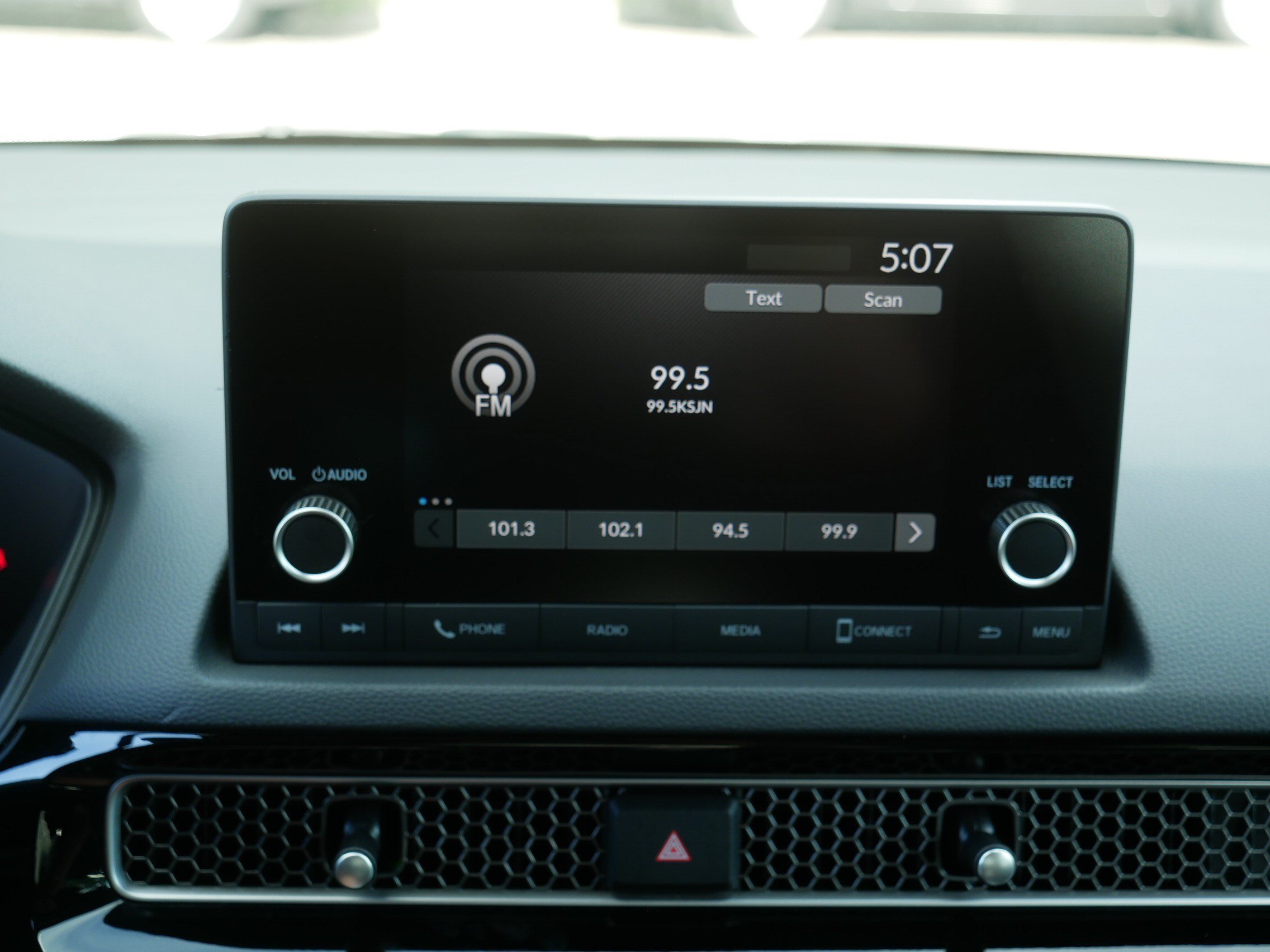 Used 2024 Platinum White Pearl Honda Sport image 22