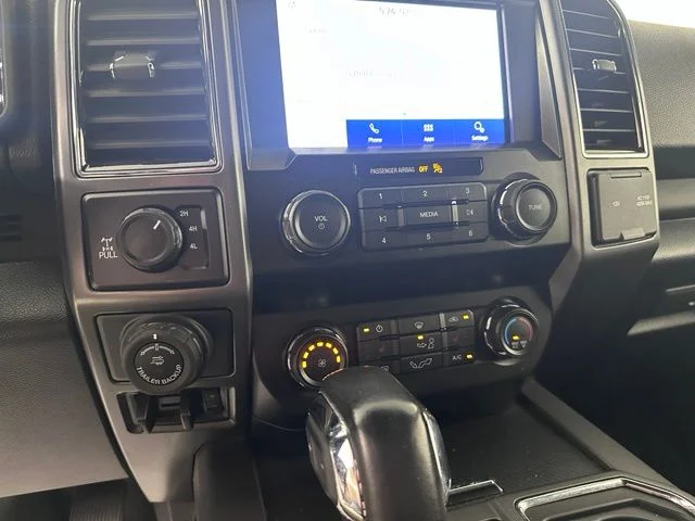 Used 2020 Gray Ford XLT image 28