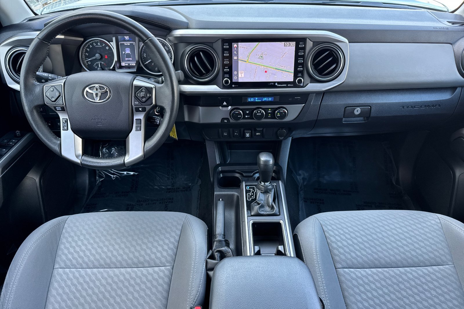 Certified Used 2022 Silver Toyota SR5 image 17