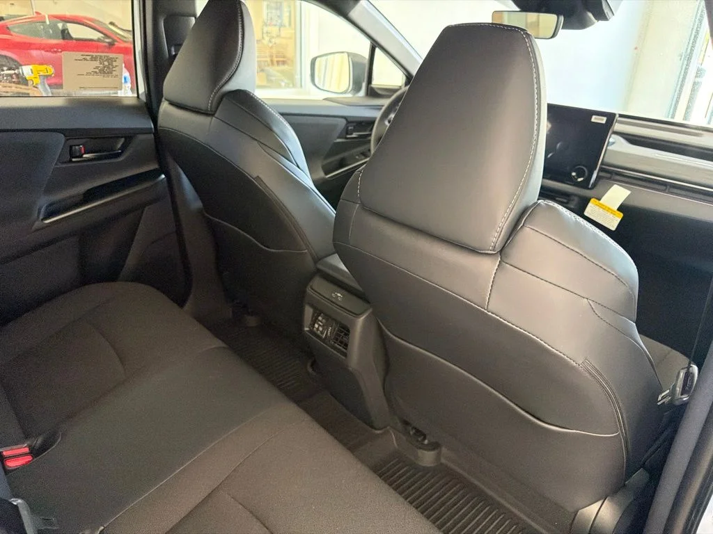 2026 Toyota C-HR SE - Photo 29