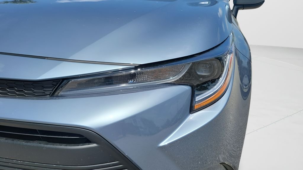 New 2026 Celestite Toyota  LE image 31