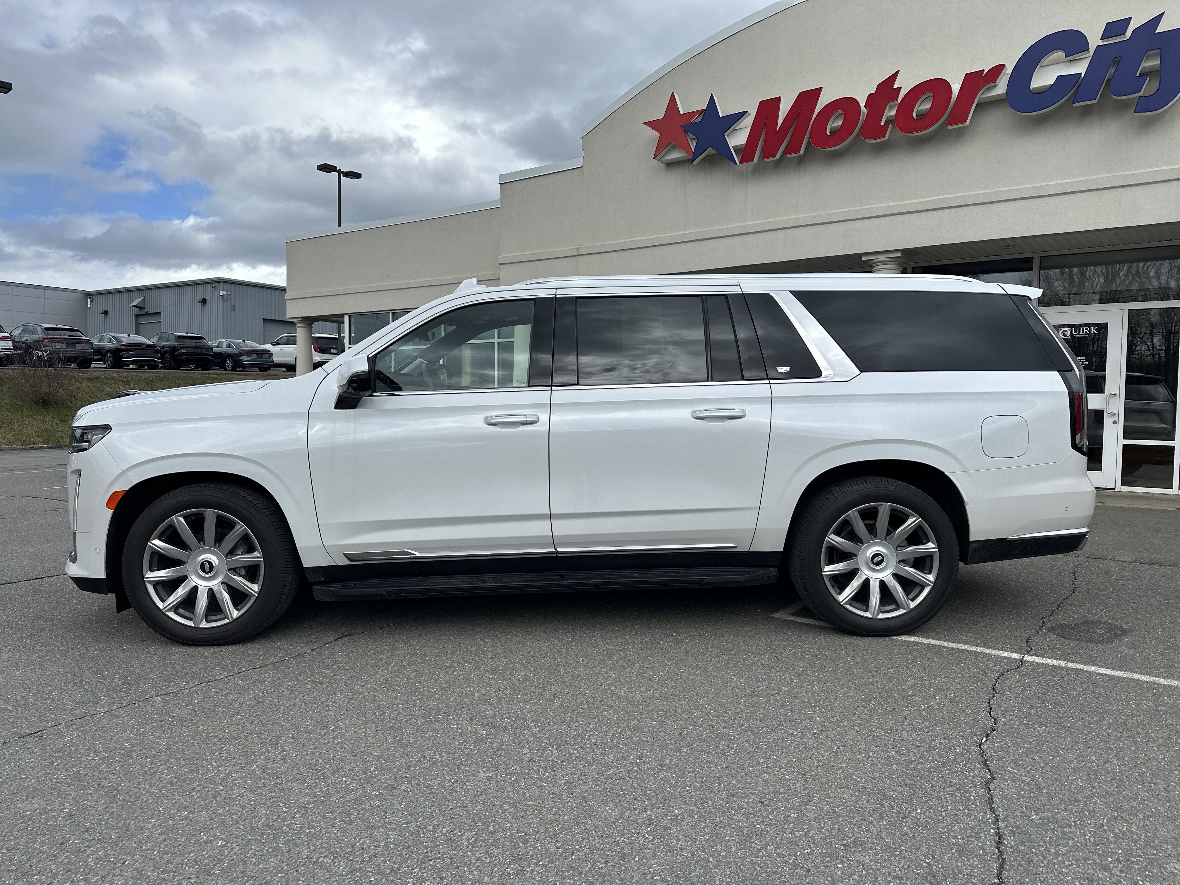 2024 Cadillac Escalade ESV Premium Luxury Platinum - Photo 6