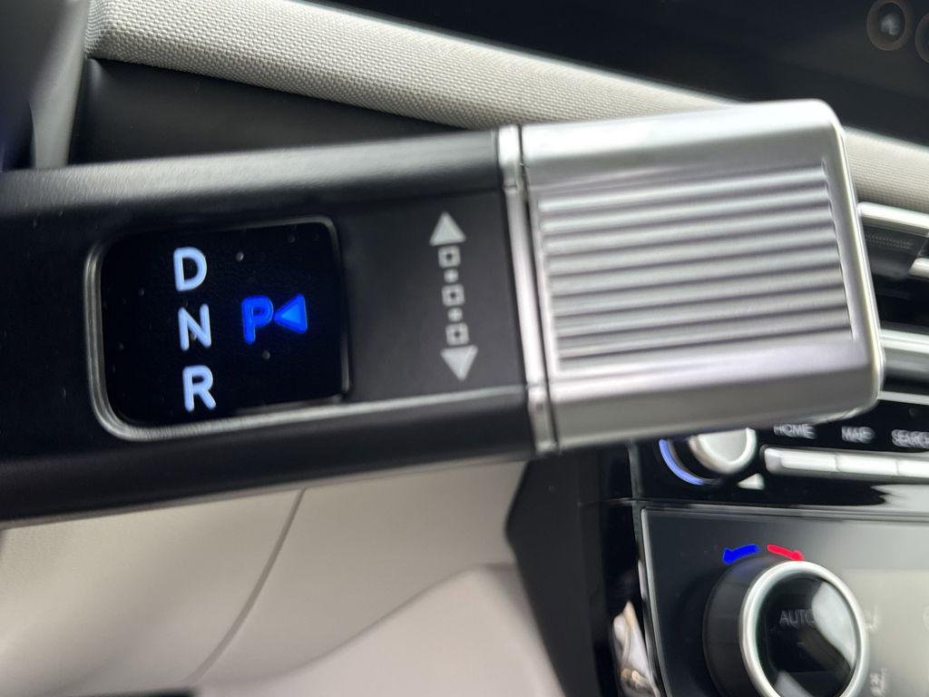 New 2026 White Hyundai Limited AWD image 32