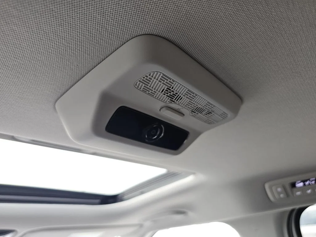 Used 2026 White Kia SX Prestige image 29