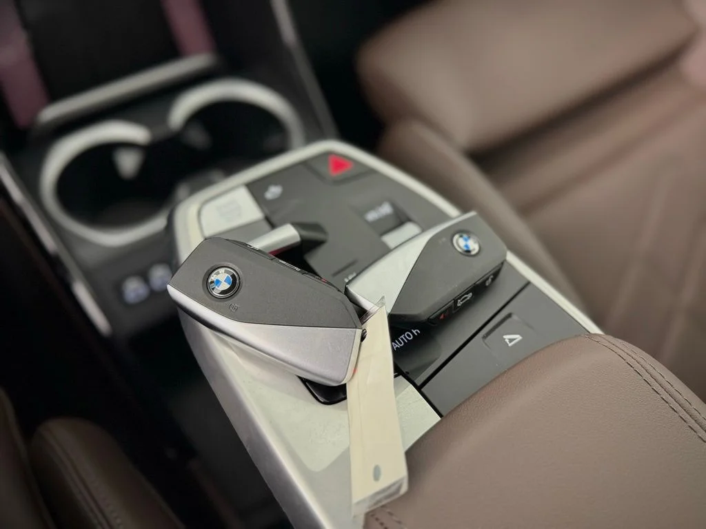 2025 BMW X1 28i - Photo 27
