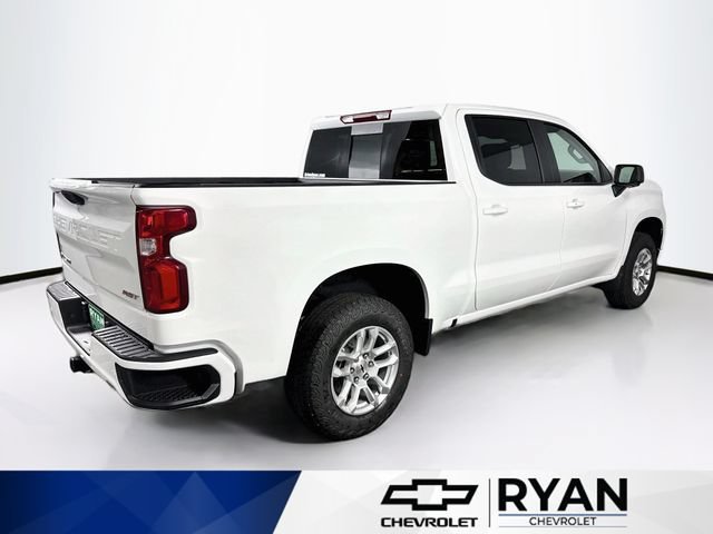 New 2026 Summit White Chevrolet RST image 7
