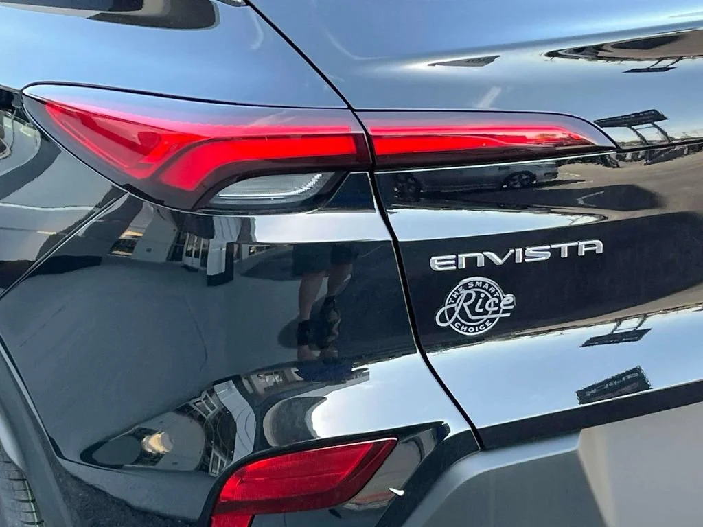 2025 Buick Envista Preferred - Photo 10