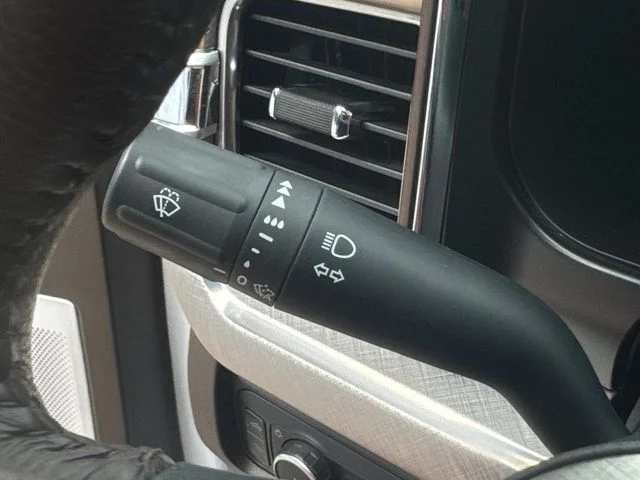 Used 2025 Bronze Ford King Ranch image 49