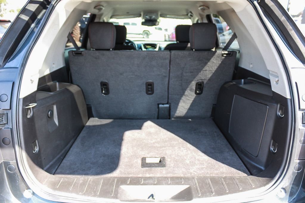 Used 2014 Gray Chevrolet LT image 25
