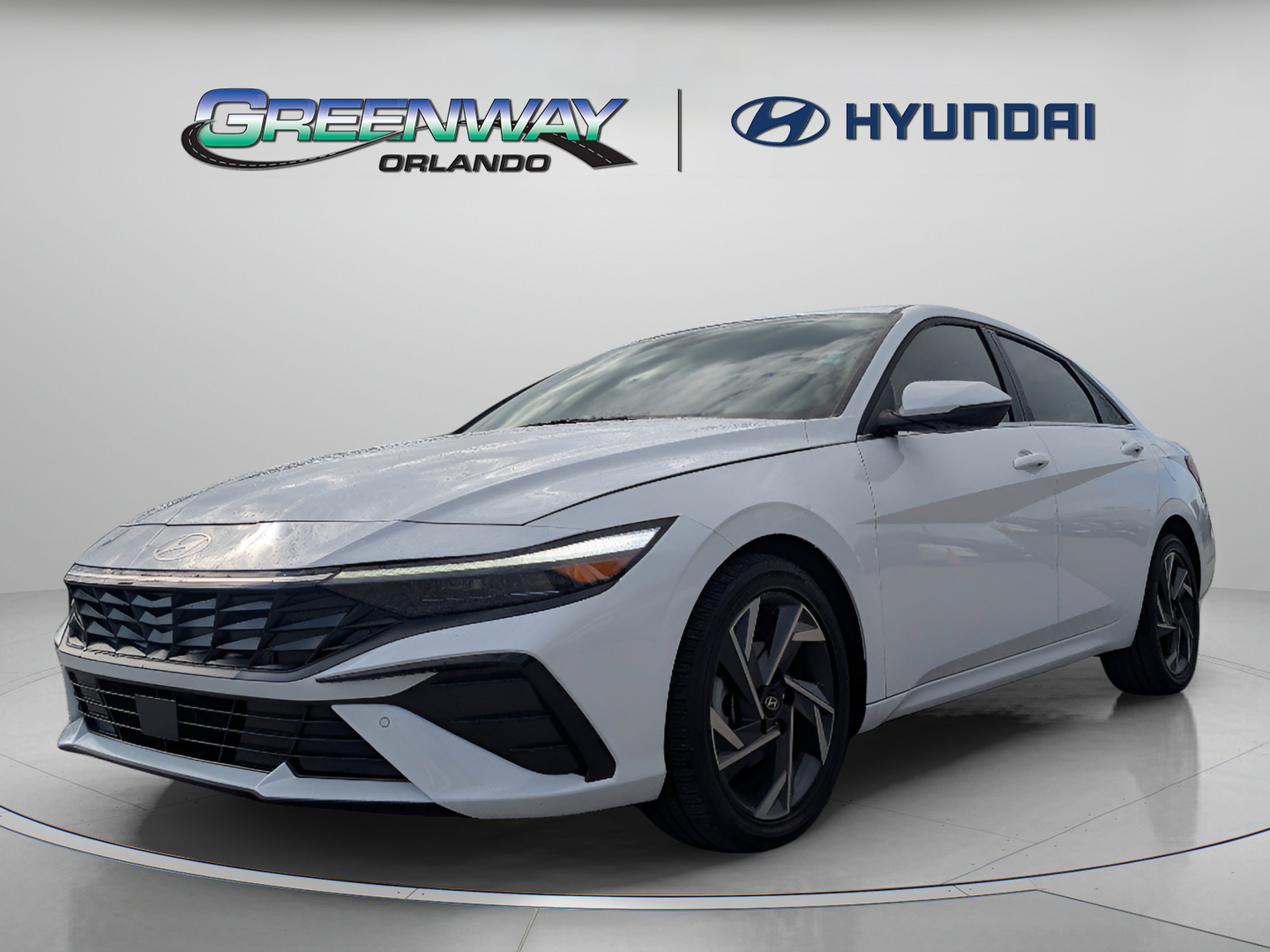 2024 Hyundai Elantra Limited - Photo 4