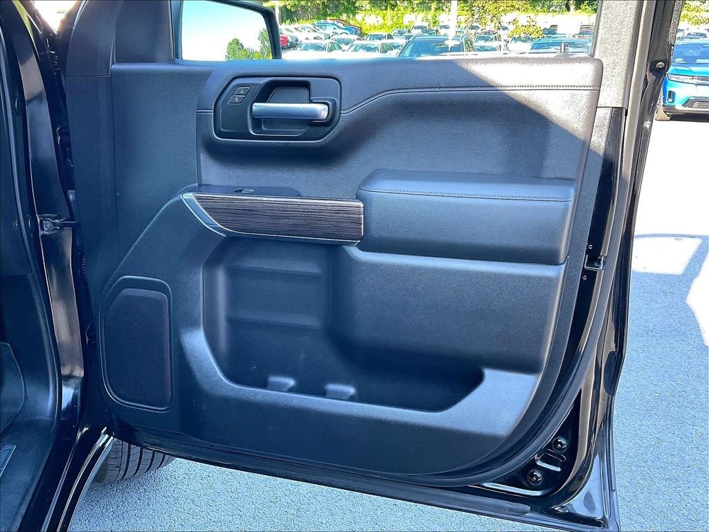Used 2019 Black Chevrolet RST image 12