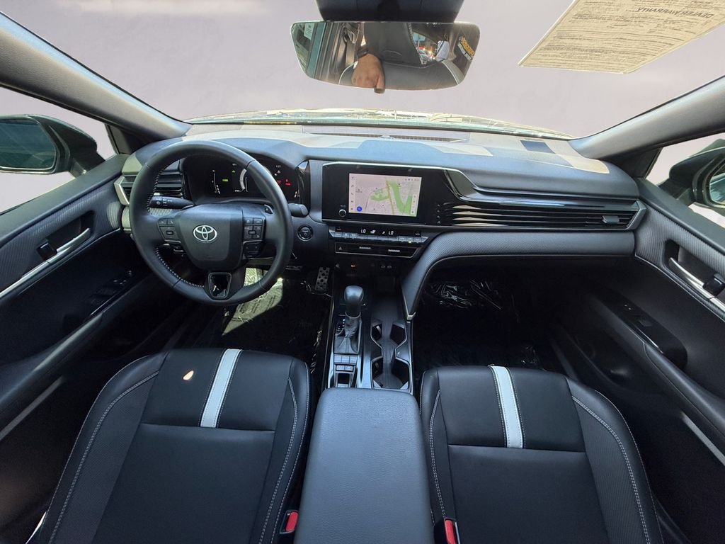 Used 2025  Toyota SE image 12