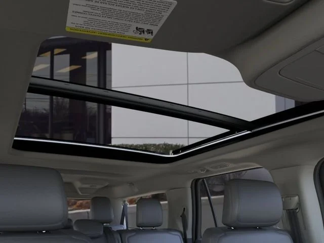 New 2026 Space Silver Metallic Ford MAX Active image 22