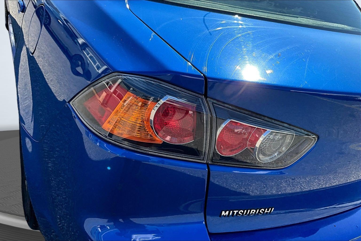 Used 2017 Blue Mitsubishi ES image 19