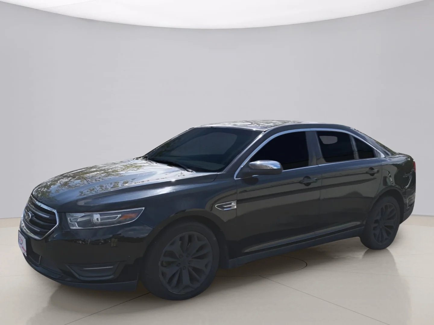 Used 2016 Black Ford LIMITED image 1
