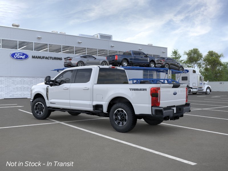 New 2026 Oxford White Ford F-250® XLT image 4