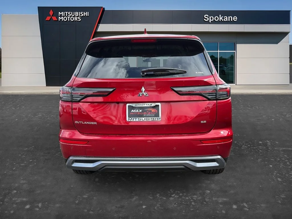 New 2026 Red Diamond Mitsubishi SE 1.5T S-AWC image 4