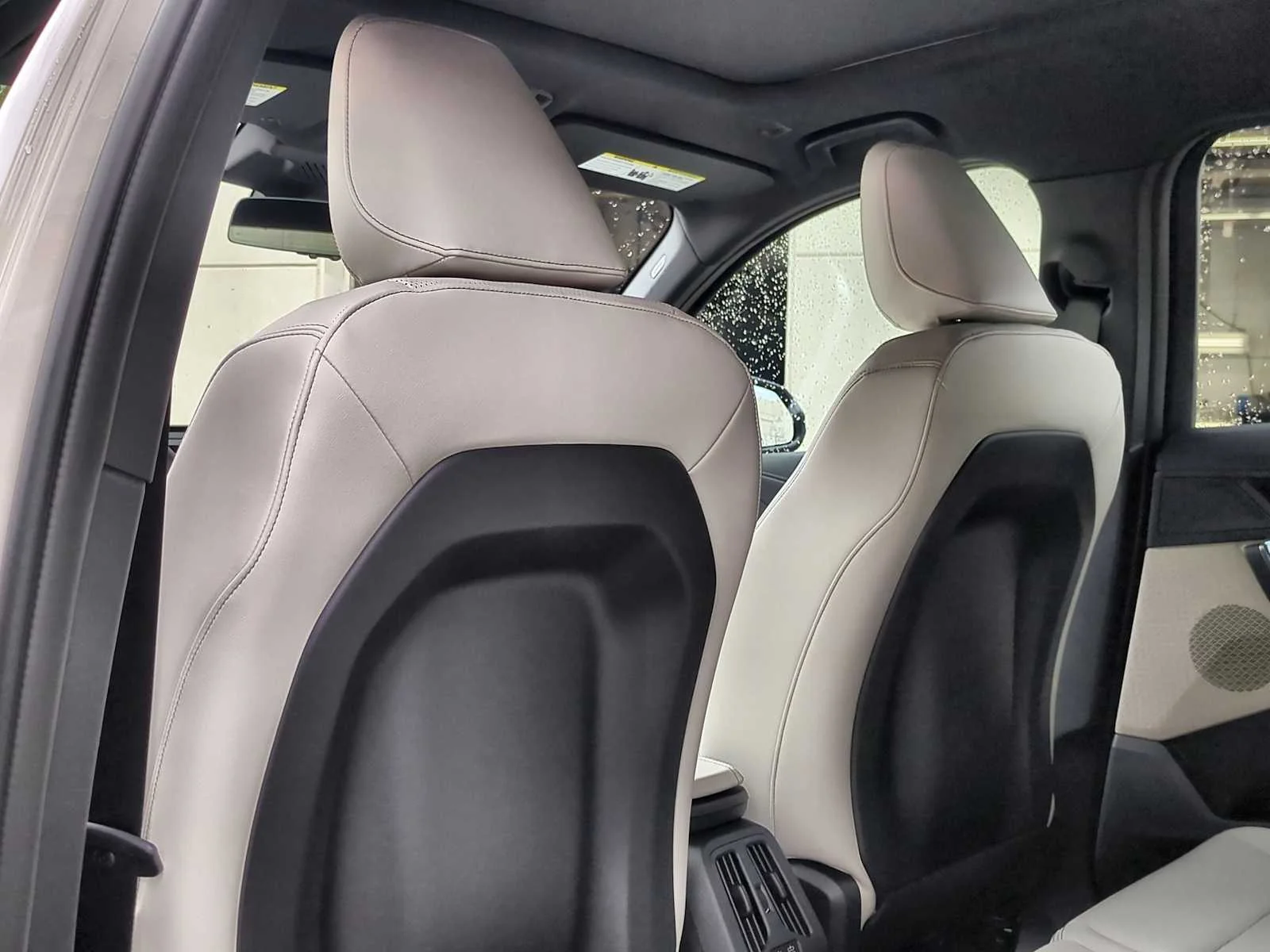 New 2026 Dune Grey Metallic BMW xDrive28i image 18