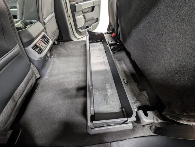 New 2026 Star White Metallic Tri-Coat Ford F-250® Lariat® image 63