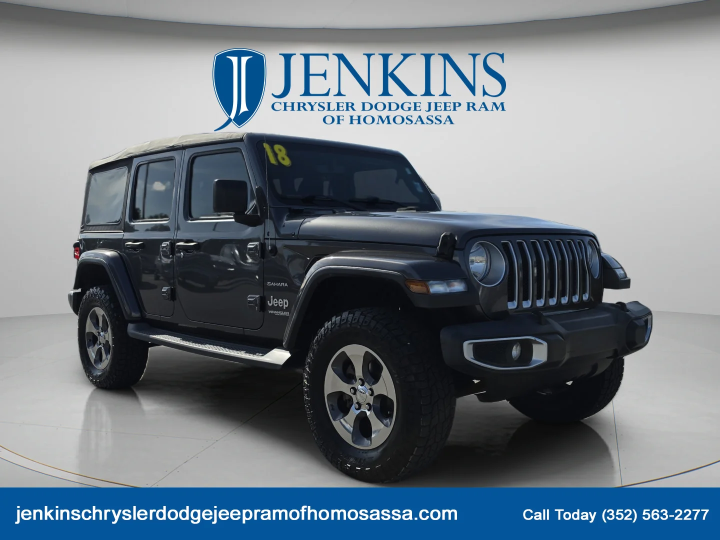 Used 2018 Granite Crystal Metallic Clearcoat Jeep Sahara image 1