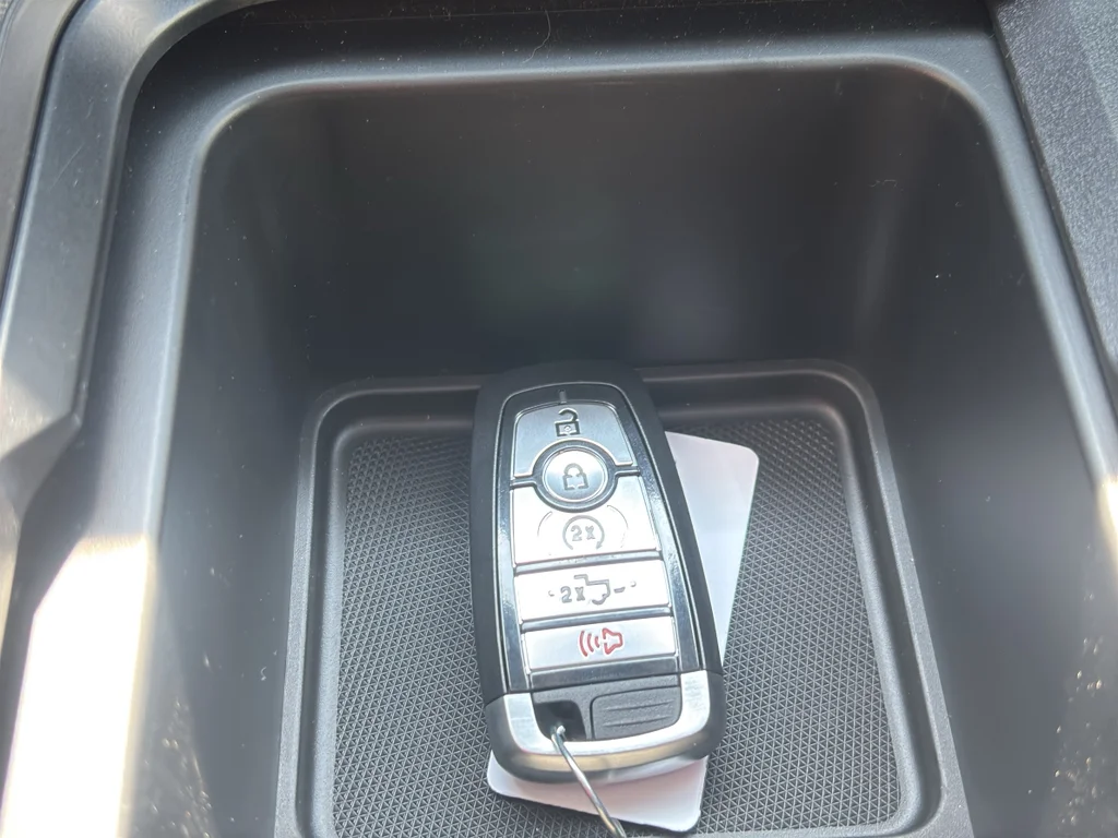 New 2026 Agate Black Metallic Ford F-350® Lariat® image 21