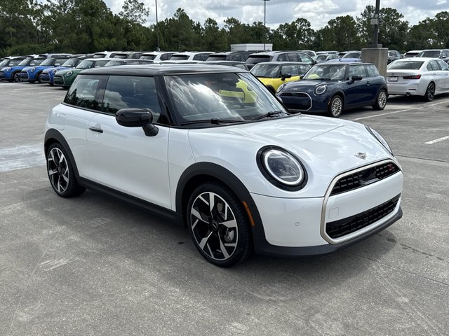 2026 MINI 2 Door Signature Plus