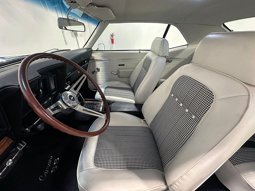 Used 1969 Blue Chevrolet  image 68