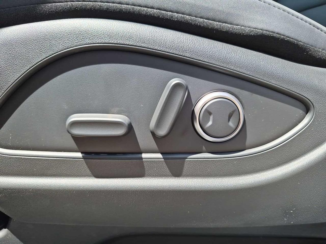 New 2026 Ecotronic Gray Pearl Hyundai SEL AWD image 17