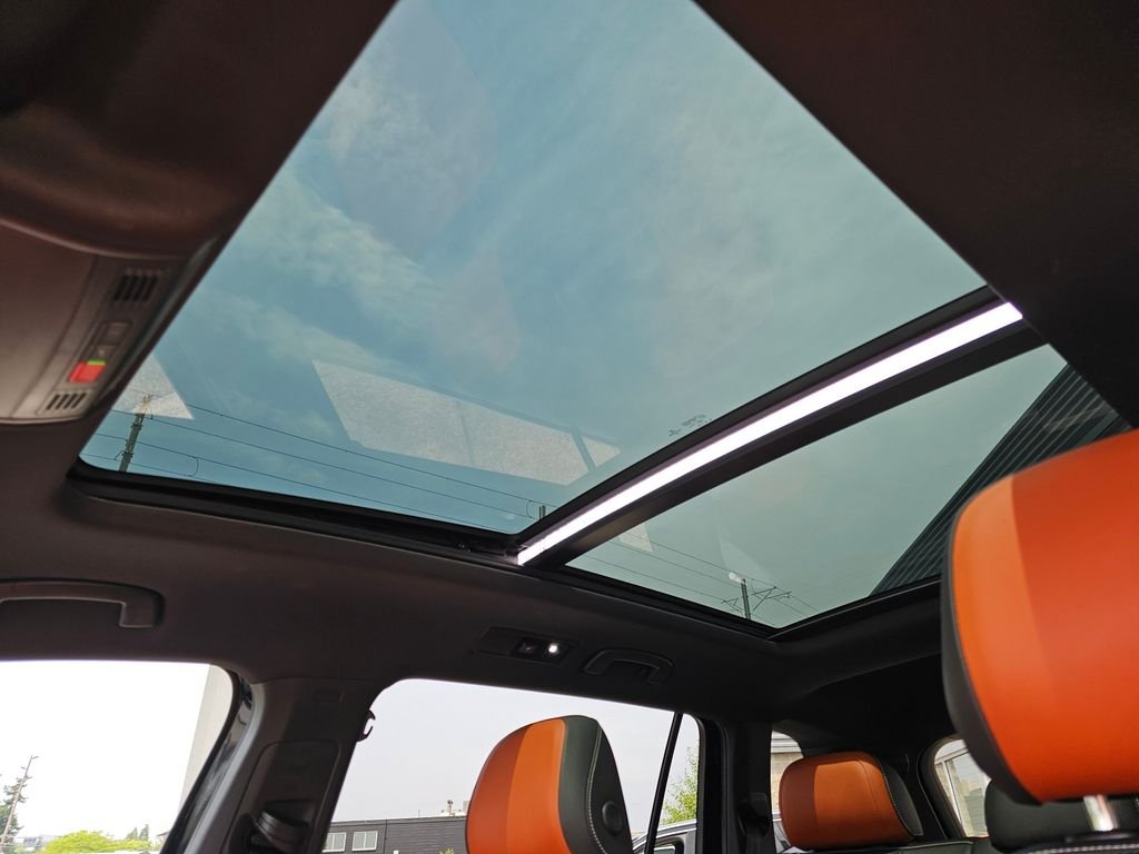 2021 Volkswagen Tiguan SEL Premium R-Line - Photo 25