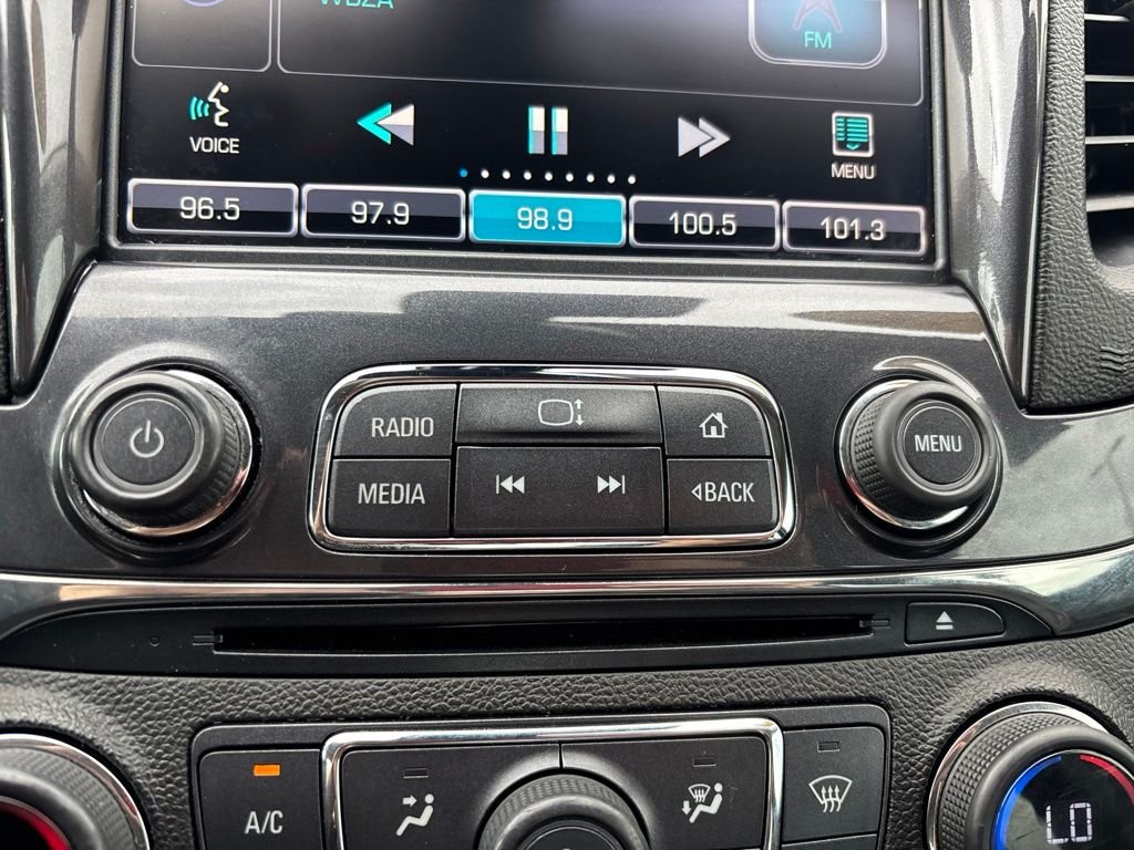 Used 2015 Blue Chevrolet LTZ image 23