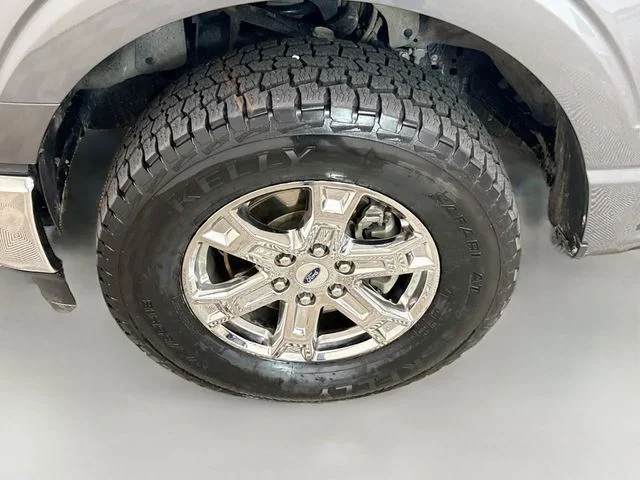 Used 2023 Carbonized Gray Metallic Ford XLT image 29