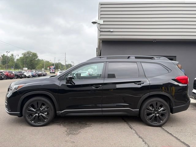 Used 2022 Crystal Black Silica Subaru Onyx Edition image 8