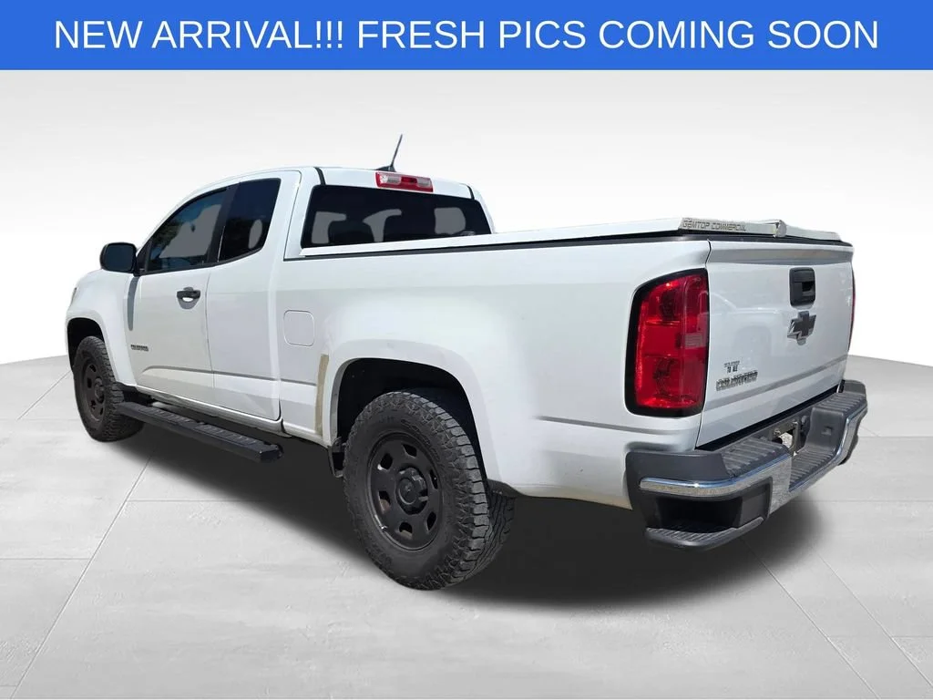 Used 2015 SUMMIT WHITE Chevrolet 2WD WT image 5
